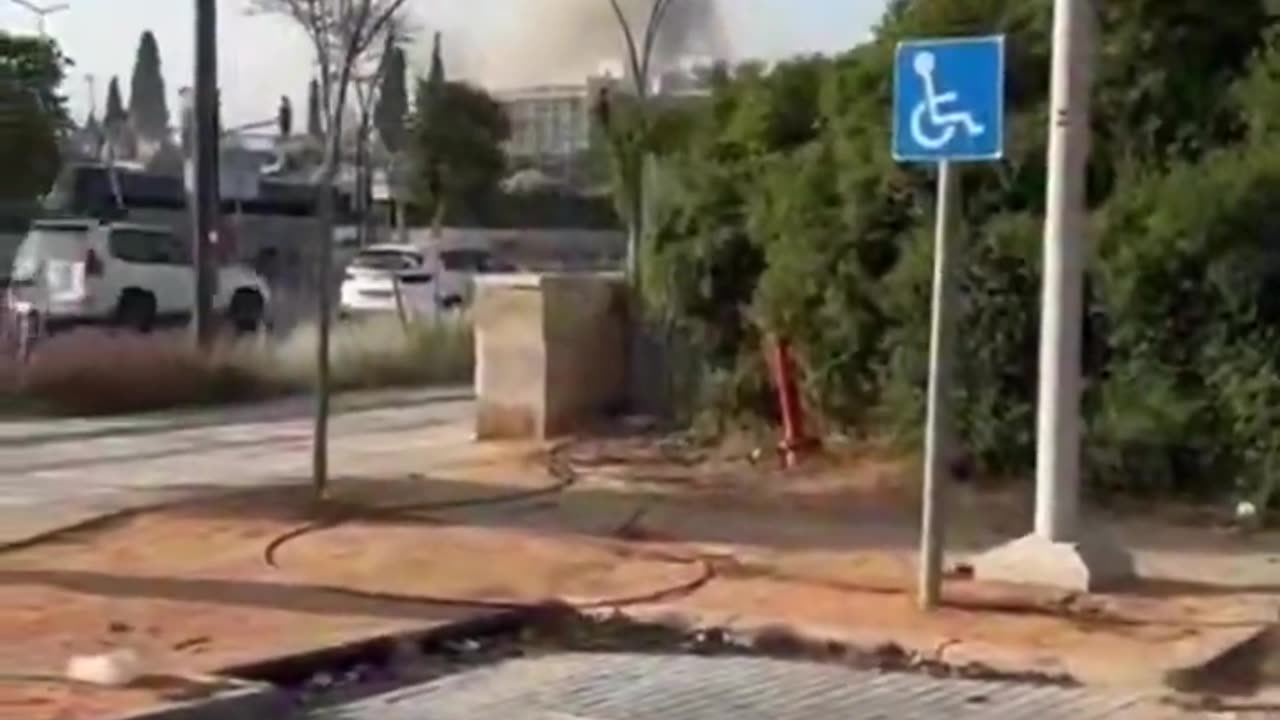 About 20 missiles were fired from Iran: a direct hit on Soroka Hospital