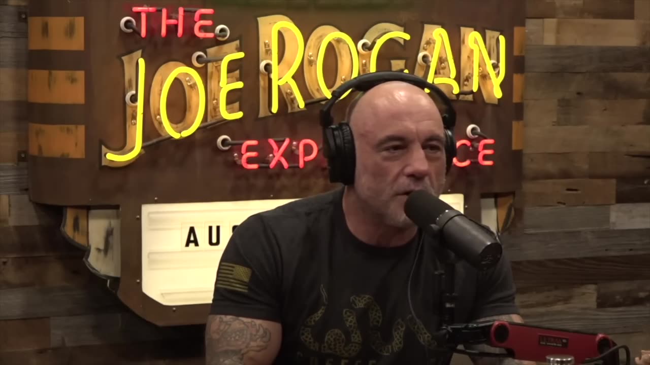 Palantir, Peter Thiel's Antichrist Talks, and Transhumanism | Joe Rogan