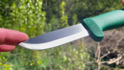 Hultafors Heavy Duty Knife Quick Look by www.bushcraftcanada.com