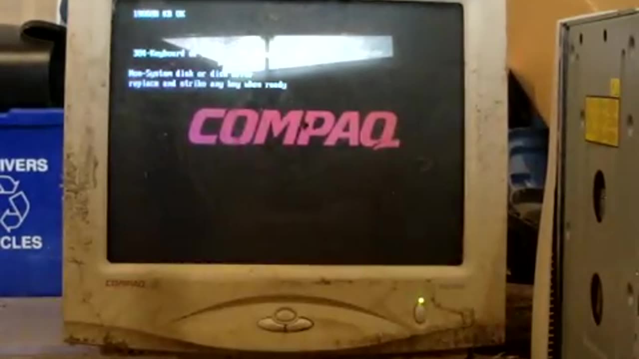 Monitor screen smash