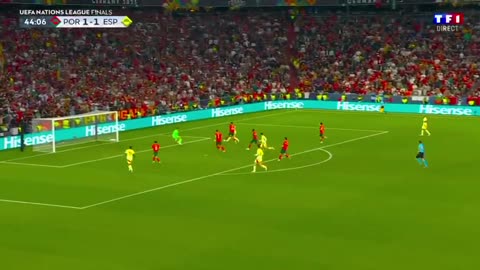 GOAL | Spain 2-1 Portugal | Oyarzabal