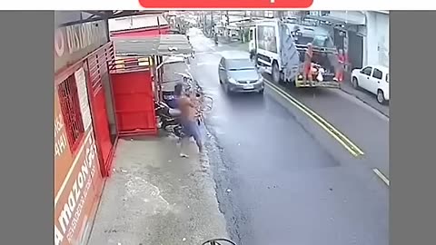 Buang sampah tercepat didunia