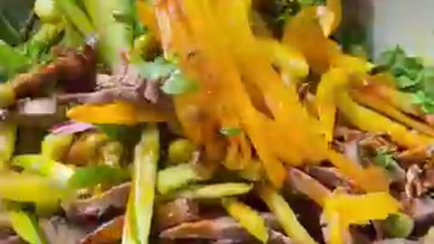 This Beef Salad Is So Delicious 😍 You Must Try It!#food #youtubeshorts #foodshorts #saladrecipe