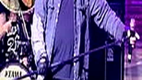 Rock Legend Sparks Health Concerns From Fans WHO C