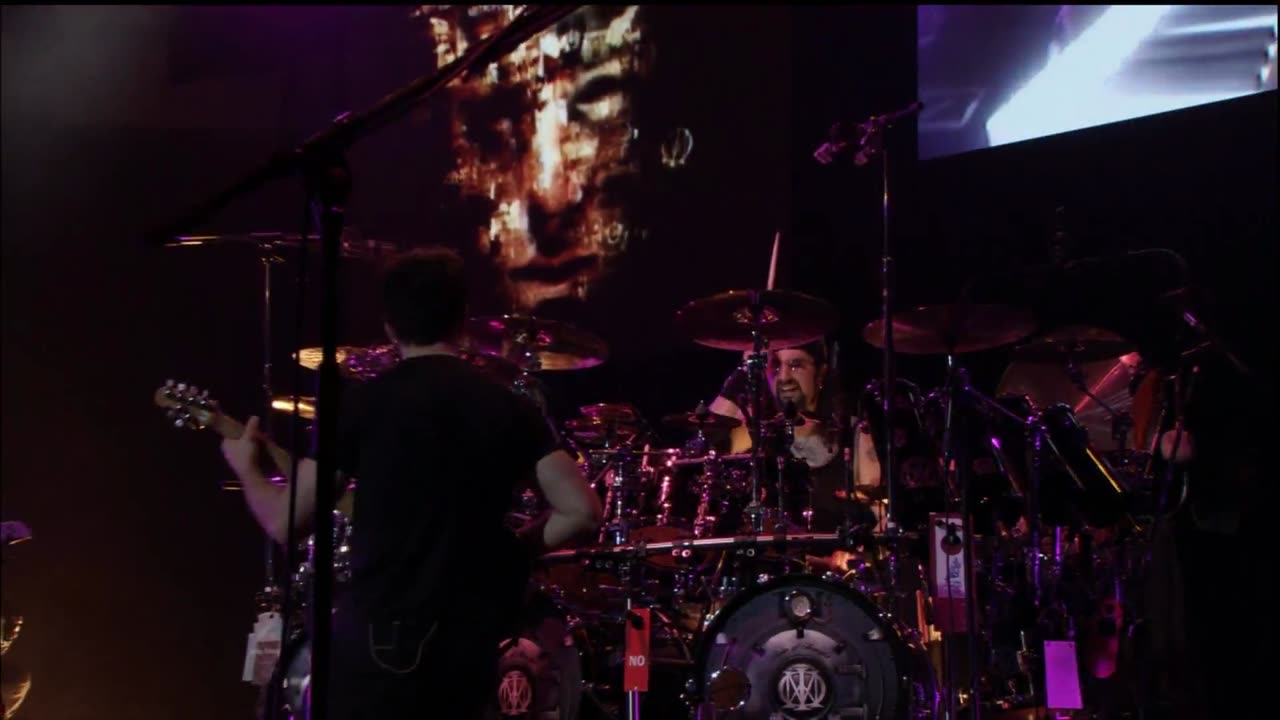 Beyond This Life (extended) - Dream Theater (live)