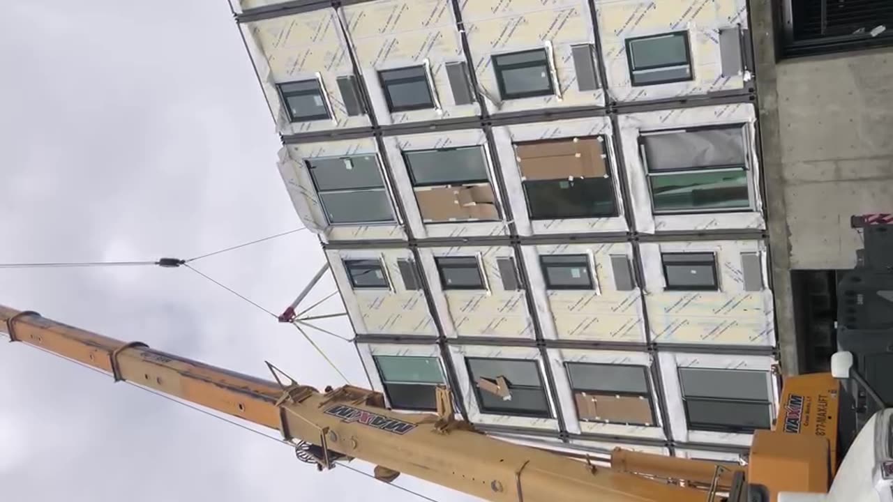 DTLA Prefab Modular Building Construction