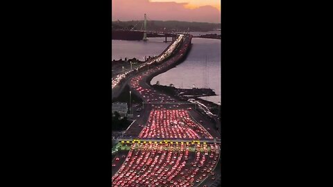 Oakland-San Fran Bay Bridge averages 260,000 vehicles daily, paying $8 toll each