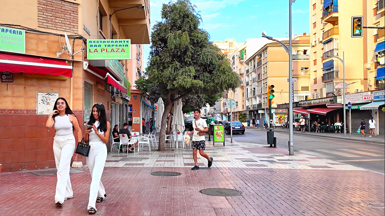 Spain Málaga Walk – La Unión District | The Brooklyn of Málaga?