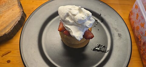 The Tunnell Take #1046 strawberry short cake. mmmmm