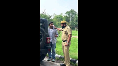 डीकी मे क्या है