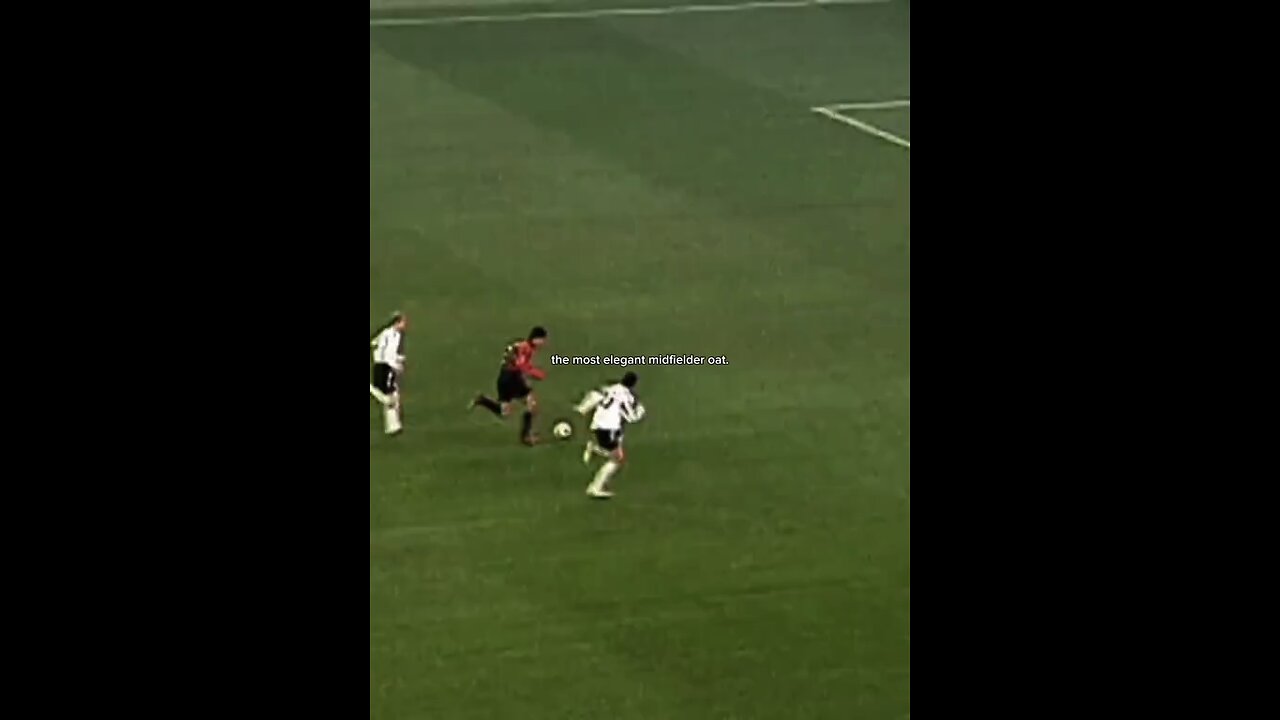 kaka is one of the most elegant midfielder we had ⚽🥹