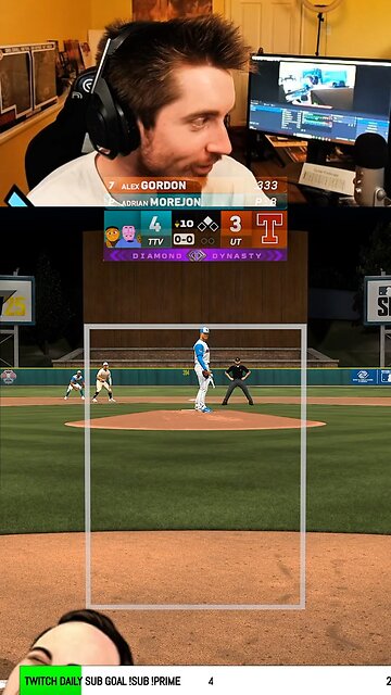 THE BASEBALL GLITCHED THROUGH MY GLOVE IN MLB THE SHOW 25