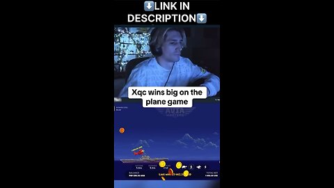 Xqc wins big on the plane game🤑