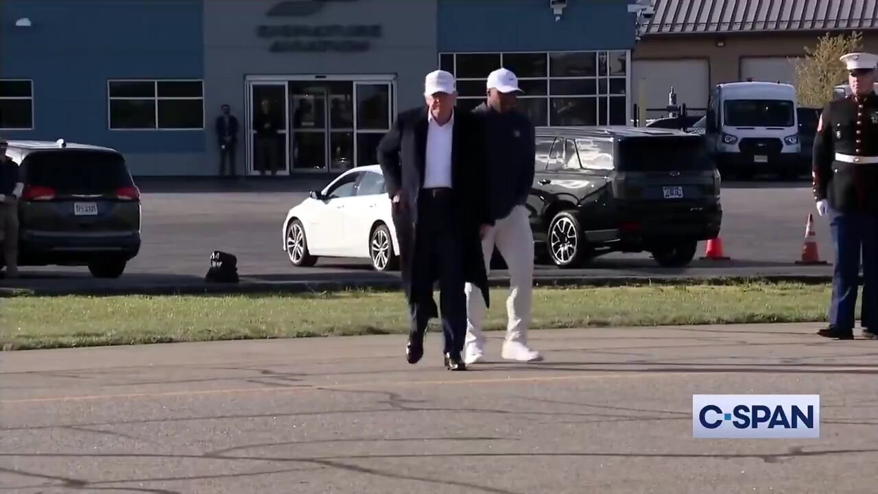 Saquonley and President Trump were spotted boarding Air Force 1
