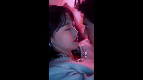 "Romantic Korean Couple Kiss 💖 | Sweet Love Moments 💋✨"