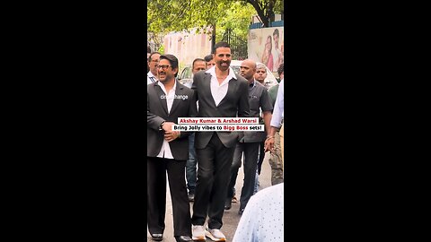 “Akshay Kumar & Arshad Warsi bring Jolly vibes to Bigg Boss sets!” #AkshayKumar #ArshadWarsi