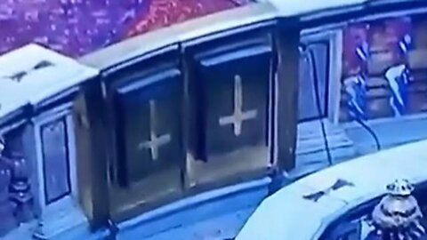"Decoding the Mystery: Upside Down Crosses at the Pope's Funeral - A Coincidence?"