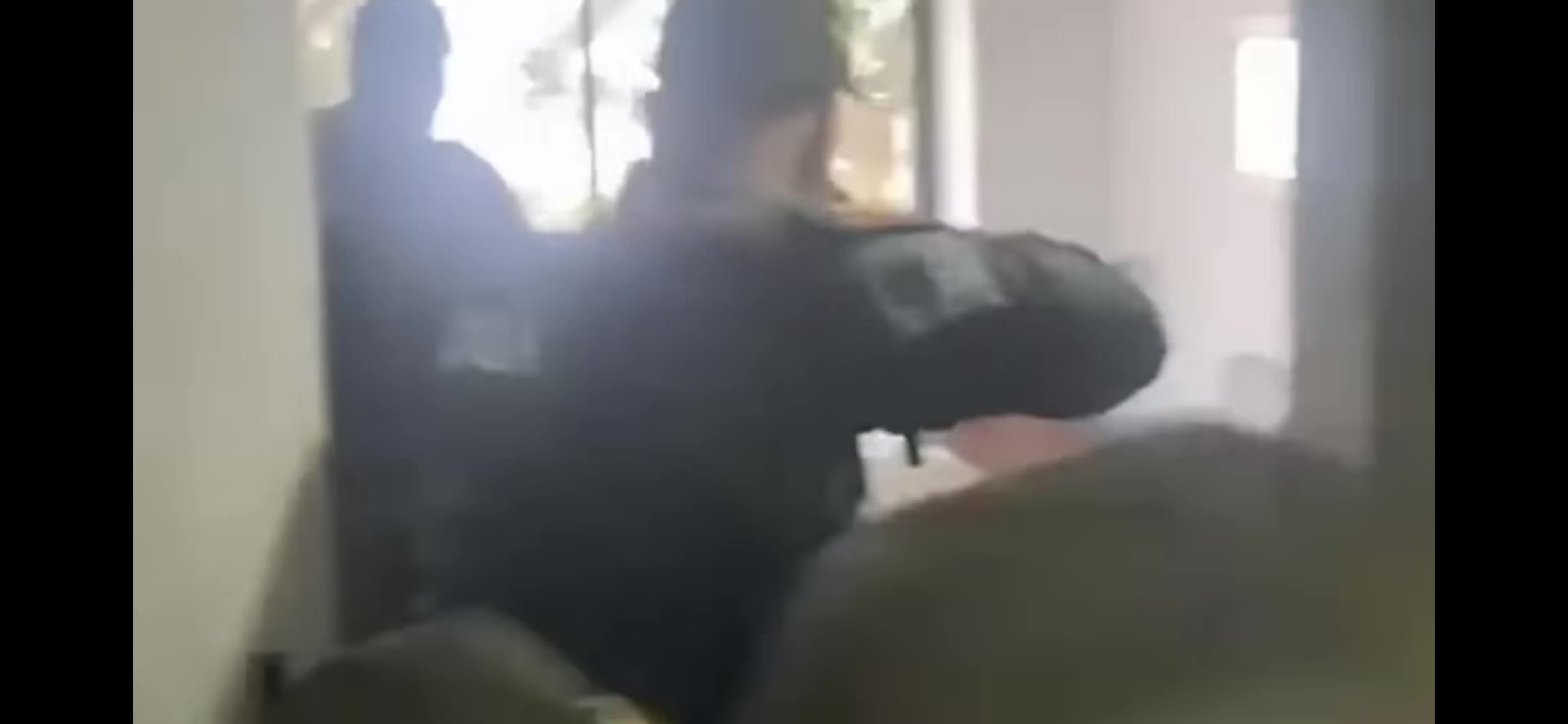 Drug Lord Leaps to His Death to Avoid Columbian Police