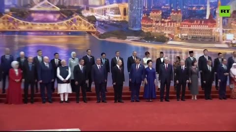 🌐🇷🇺 Ukraine Russia War | World Leaders Pose at SCO Summit | RCF