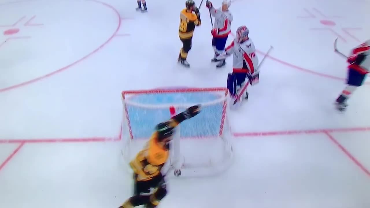 Bruins RW #88 David Pastrnak PP🥅(36)🏒Redirect Goal