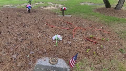 HONOR AT GRAVES