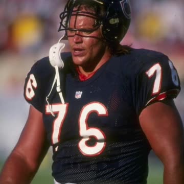 NFL great Steve 'Mongo' McMichael dead at 67 after ALS battle