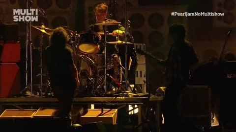 Interstellar Overdrive (Pink Floyd cover) / Corduroy - Pearl Jam (live)