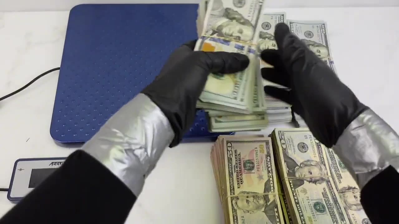 The money allocated to subscribers is $100 for anyone who subscribes.