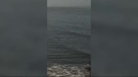 🌊👽 Strange Object Emerging from the Ocean! Unexplained Phenomenon Caught on Camera | TheHauntingHour