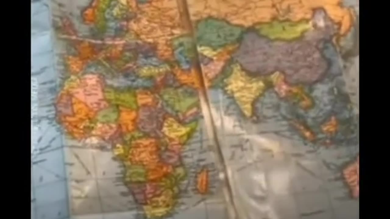 OLD WOMAN DEBUNKS CURRENT MAPS