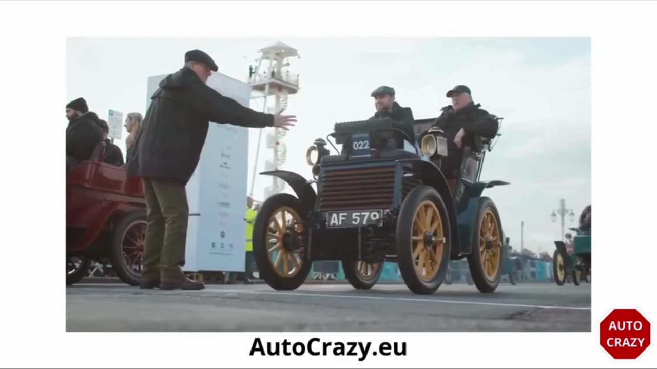 SHORT | 400 Cars on a Historic Run!