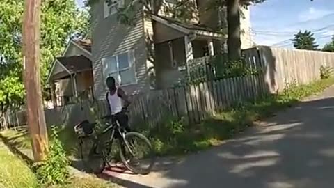 Dindu Muffin thinks he was allowed to