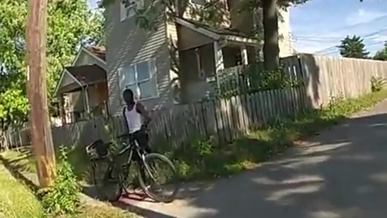 Dindu Muffin thinks he was allowed to