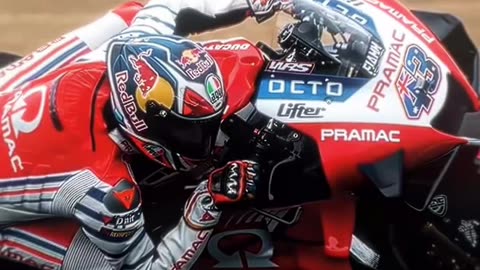 Moto Bike Race Heat Different In Rain...⚡️🏍