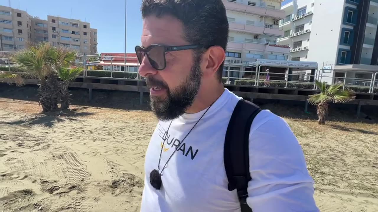 Trump rejects Iran war plan. Elensky trauma, Starmer hug & Macron apology. Medvedev warns coalition