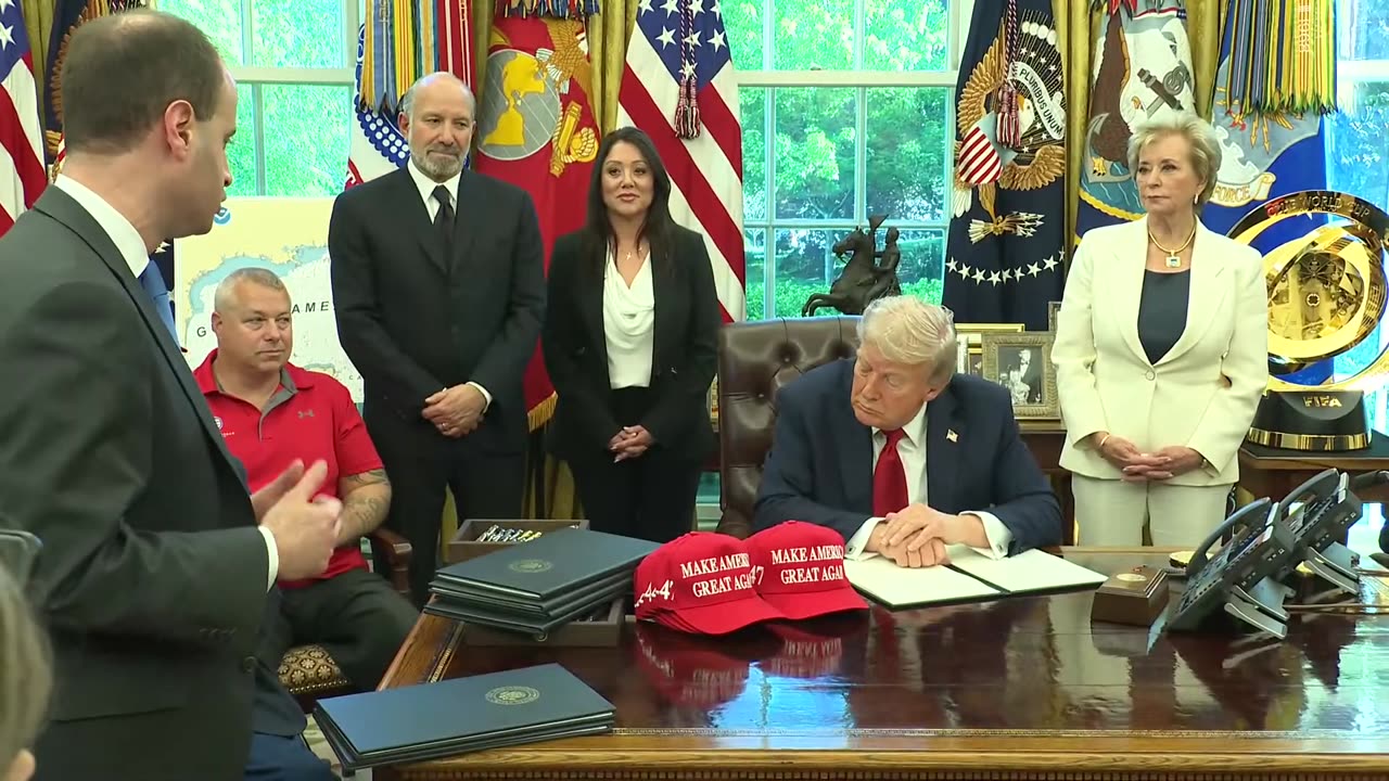 President Trump Signs Executive Orders in the Oval Office, Apr. 23, 2025