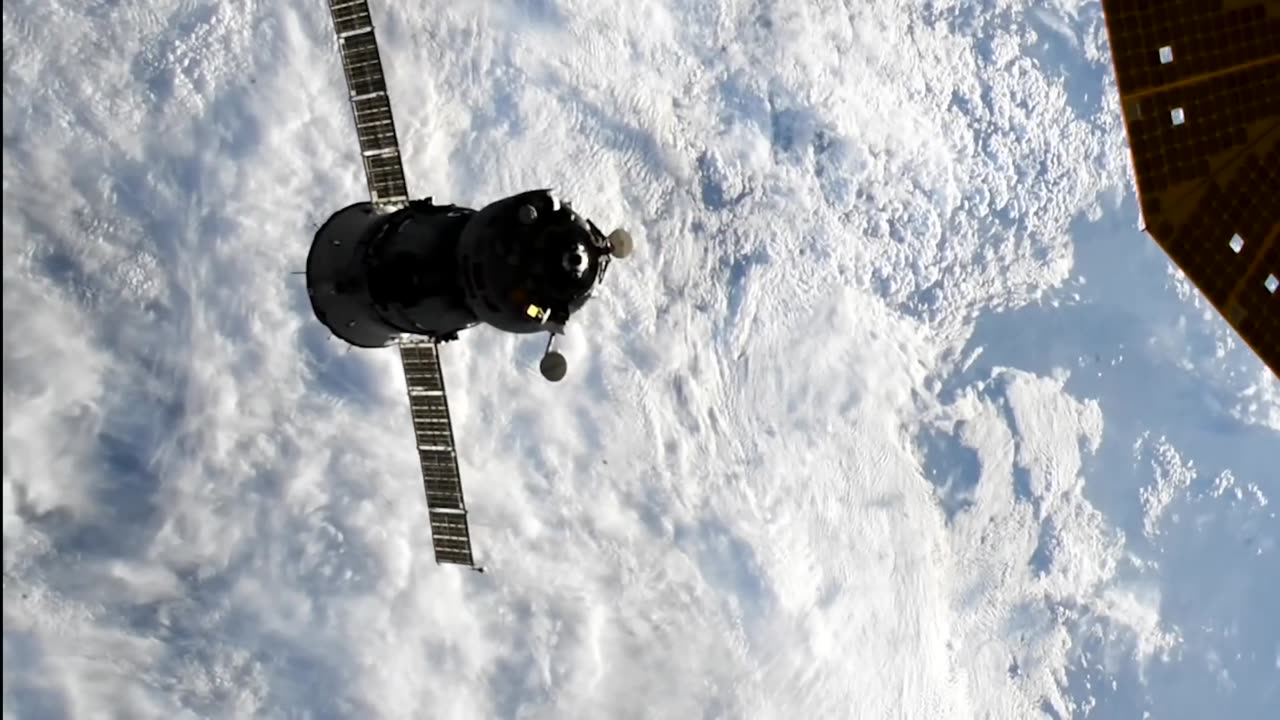 U.S. Astronaut, Crewmates Return to Earth from the International Space Station