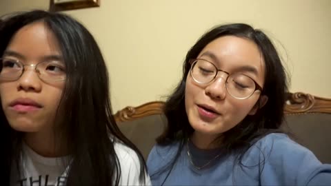 VLOGMAS WEEK 2 __ DEALING WITH HATE, DIY CHRISTMAS CARDS _ Jessica Vu