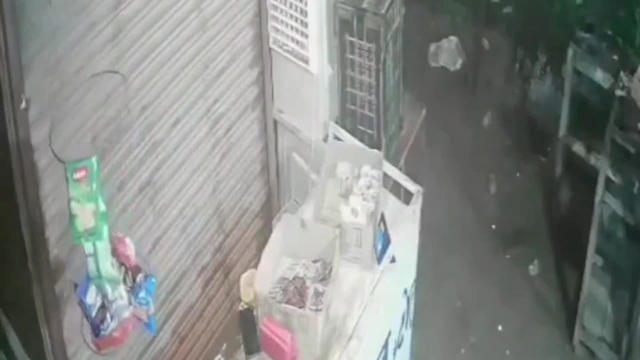 🤯🧠 This Person Was SO Invested, They Had to Think Hard Before Leaving! | FunFM