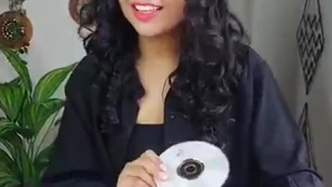 Viral: Purani CDs se Wall Decorate kar di #diy #walldecor #cds #craft
