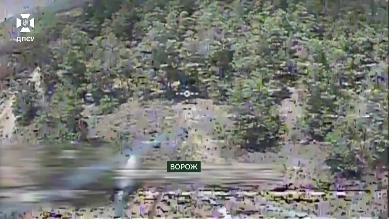 ⚡️On the southern side, border guards destroyed a boat and four enemy cars that