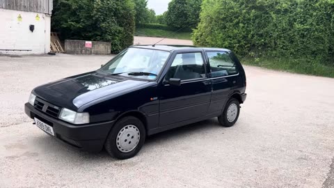 Fiat Uno 60S 1992 - Bradley James Classics