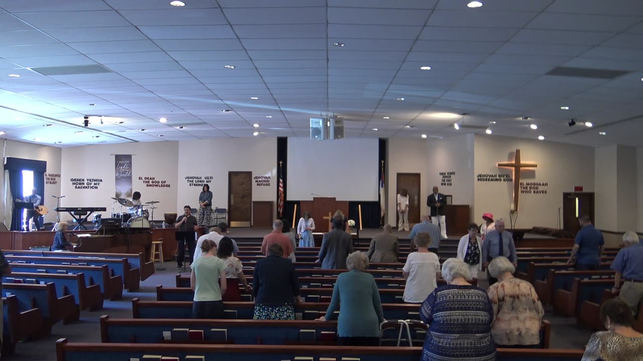 Sunday Live Service
