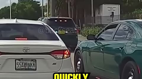 Stupid driver cuts off an undercover cop car