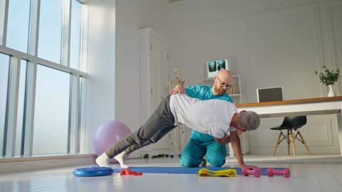 Sciatica Pain Symptoms | Symptom Of Sciatica | How To Identify Sciatica Pain