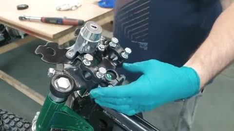 How to Repair Motorcycle Turn Signals