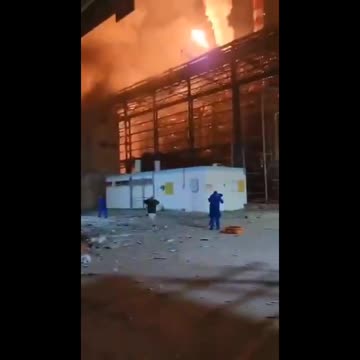 🇮🇷🇮🇱Iran's destruction of Haifa power plant tonight.