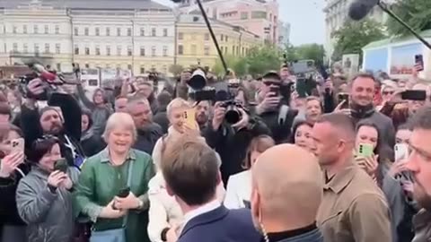 Zelensky 🇺🇦 , Macron 🇫🇷, Merz 🇩🇪 , Starmer 🇬🇧 , and Tusk 🇵🇱, Walk Around Central Kyiv