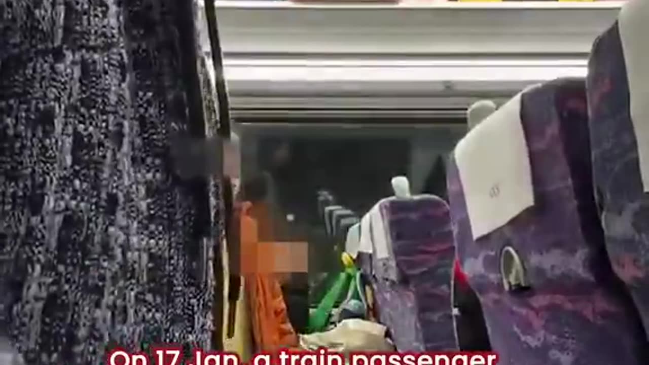 Furious train passenger yells at noisy children in China. Was he right or wrong to react this way?