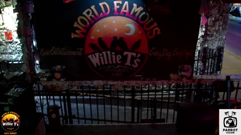 LIVE Music Everyday!